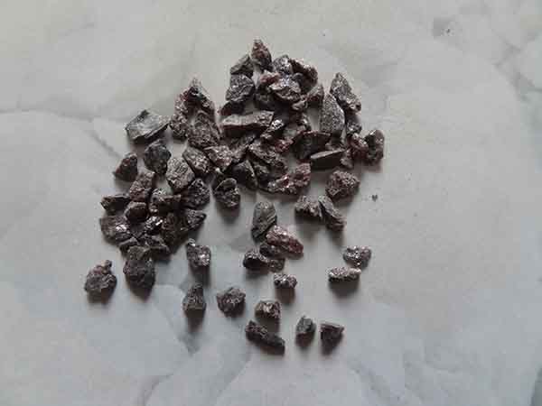 棕刚玉原料铝土矿使用情况